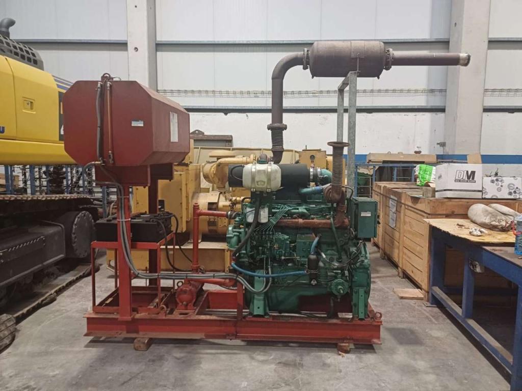 Volvo Penta TWD610V Photo 1