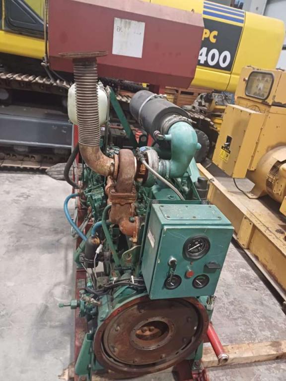 Volvo Penta TWD610V Photo 4