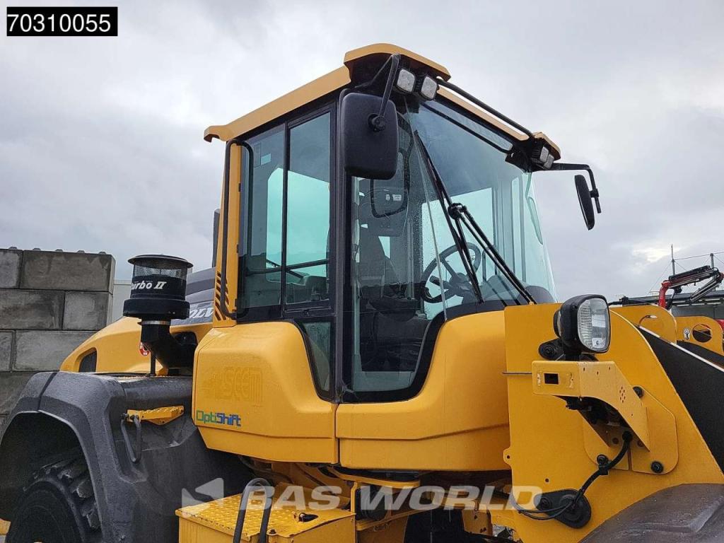 Volvo L120 H Photo 10