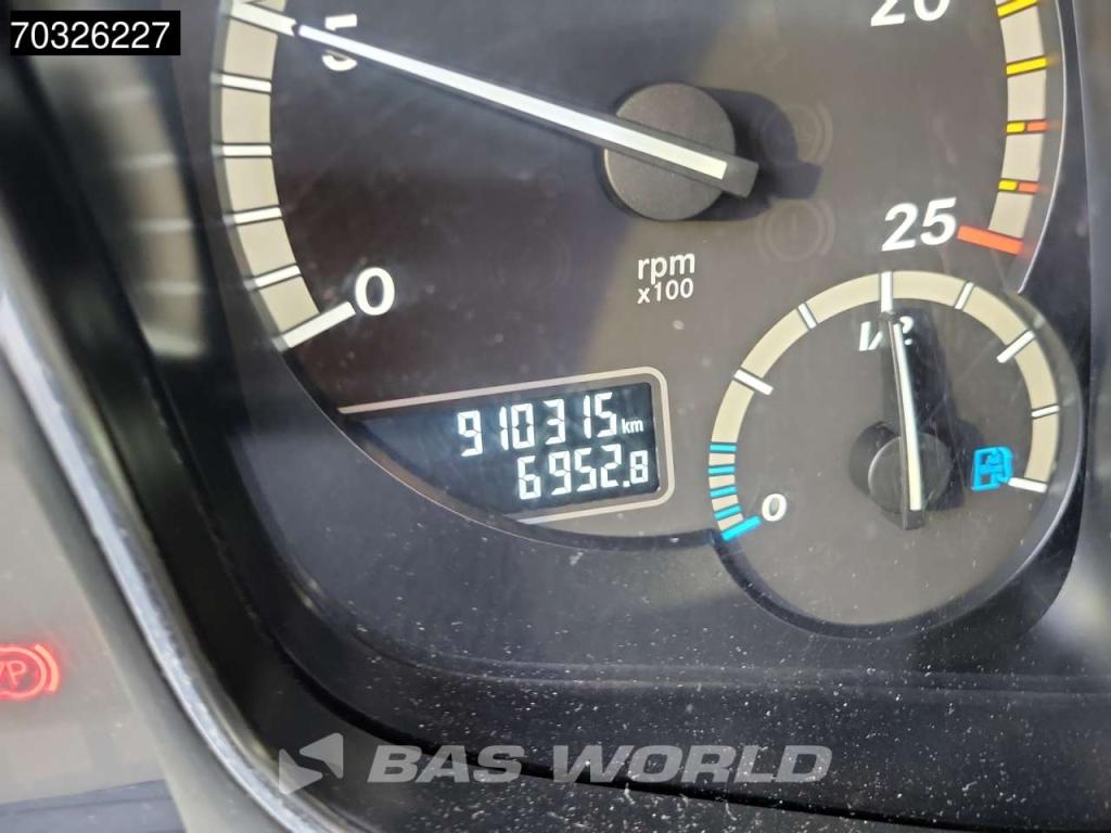 Mercedes-Benz Actros 1842 4X2 StreamSpace Mega Photo 29