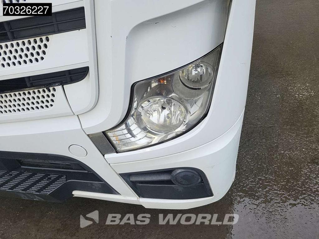 Mercedes-Benz Actros 1842 4X2 StreamSpace Mega Photo 7