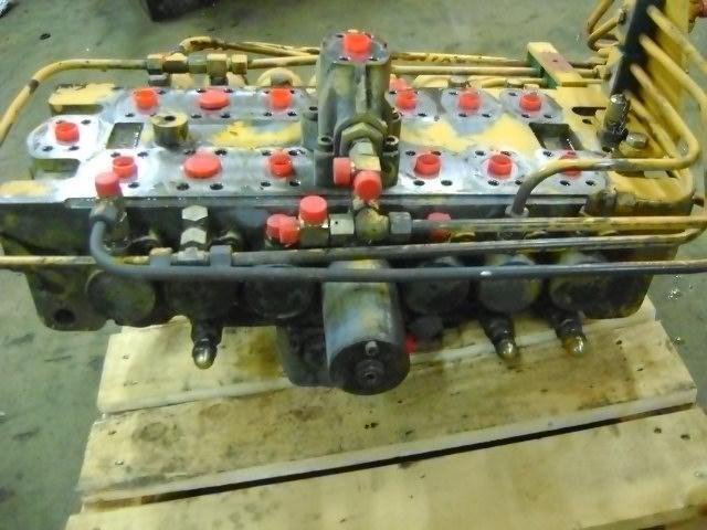 Hydraulic distributor for Liebherr 902 Photo 3