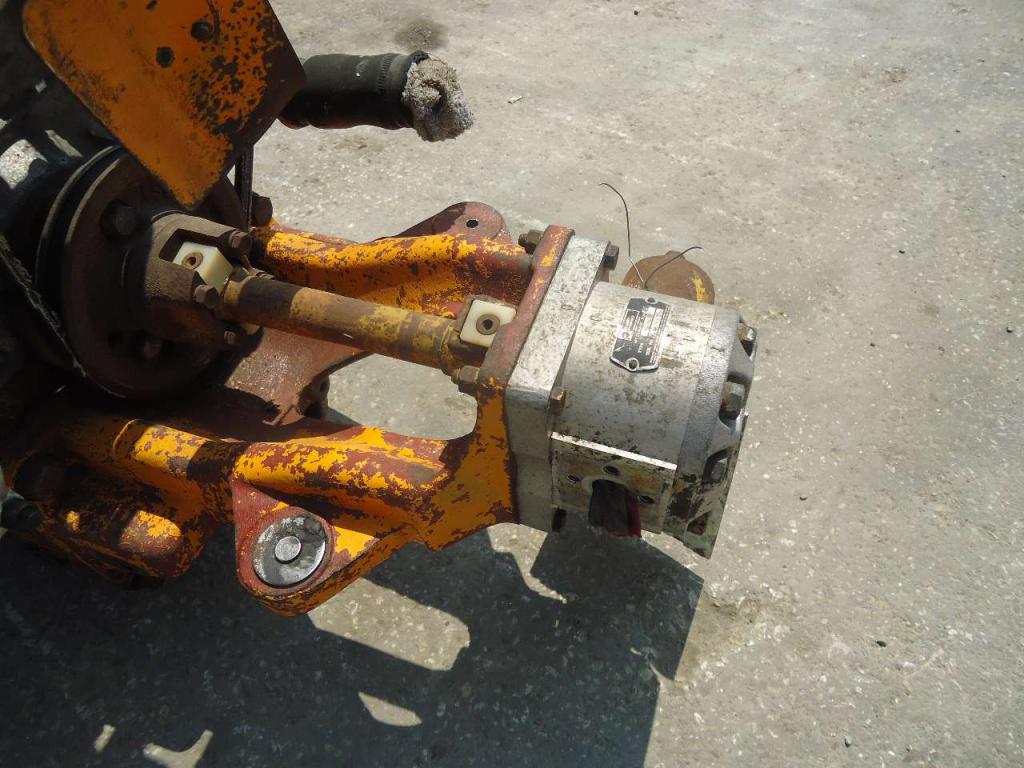 Hydraulic pump for Fiat Allis FL4C-D-L Photo 1