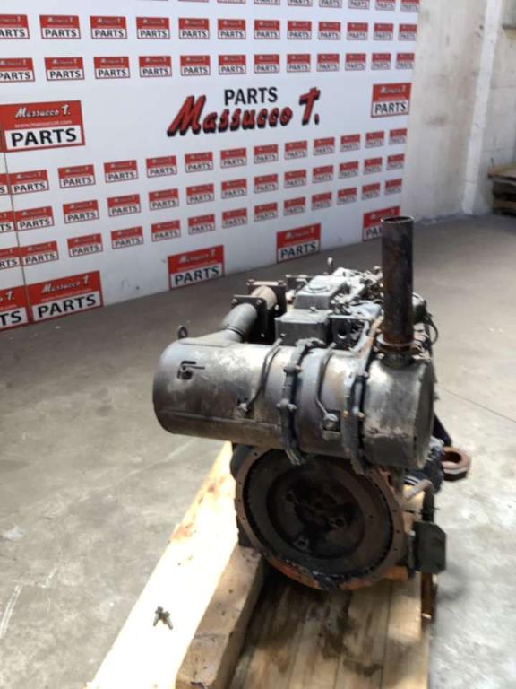 Internal combustion engine for Hitachi ZX85US Photo 3