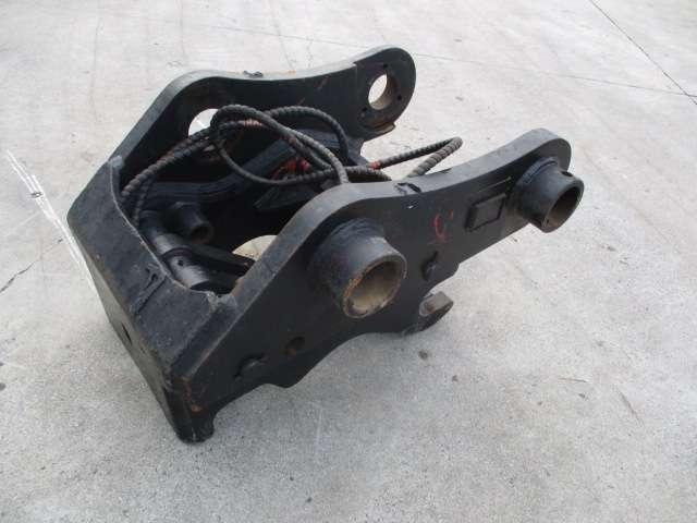 New Holland E285/305 Photo 3