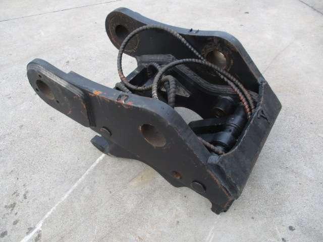 New Holland E285/305 Photo 5