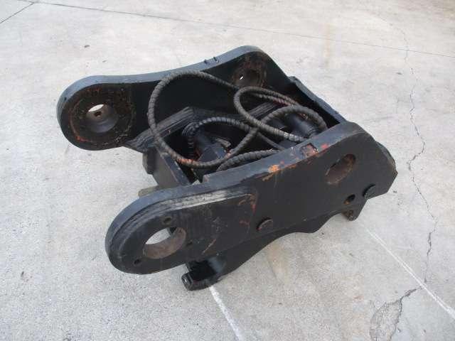 New Holland E285/305 Photo 7