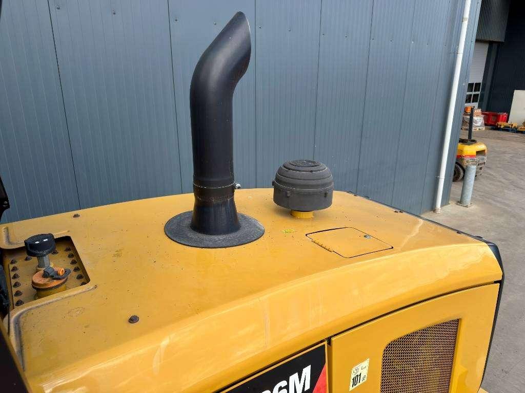Caterpillar 926M Photo 12