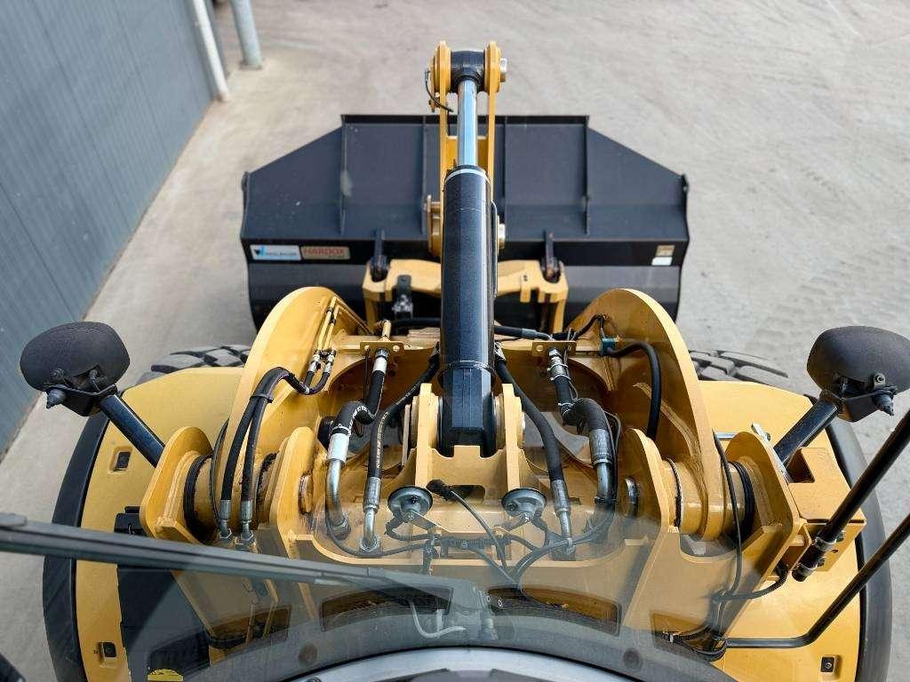 Caterpillar 926M Photo 15