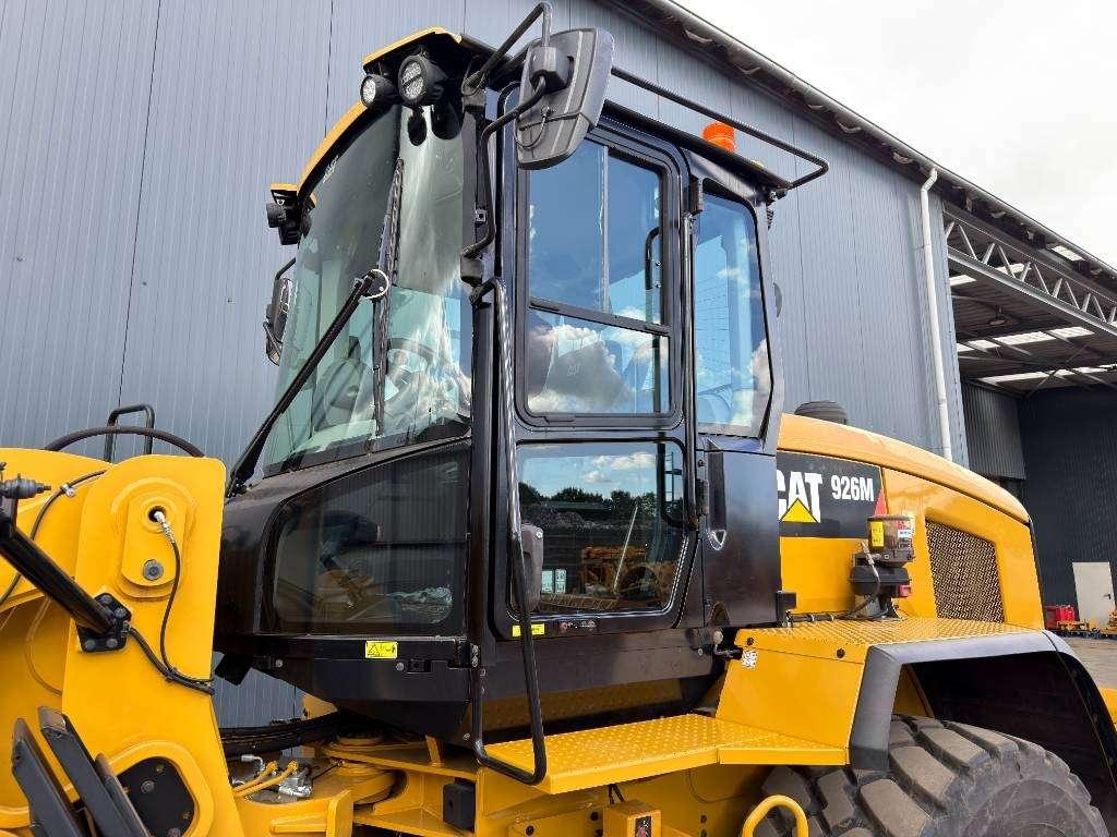 Caterpillar 926M Photo 16