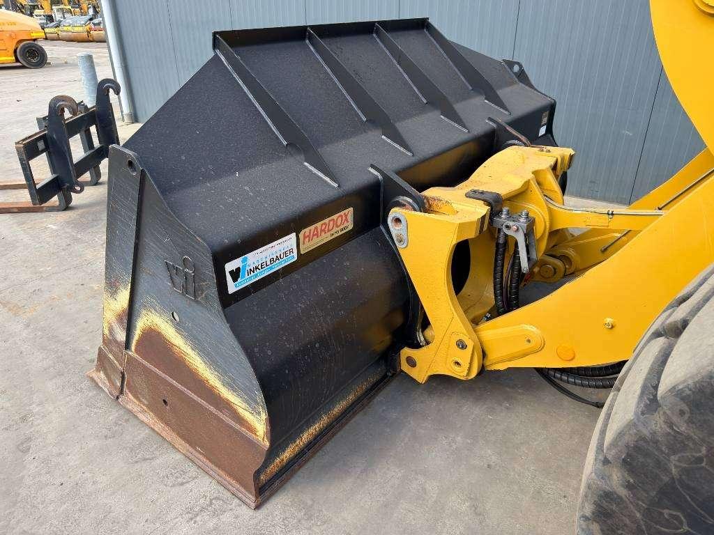 Caterpillar 926M Photo 21
