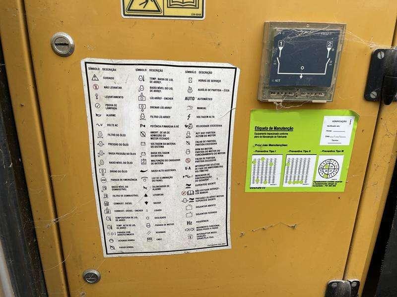 Caterpillar C 18 - 700 Photo 4