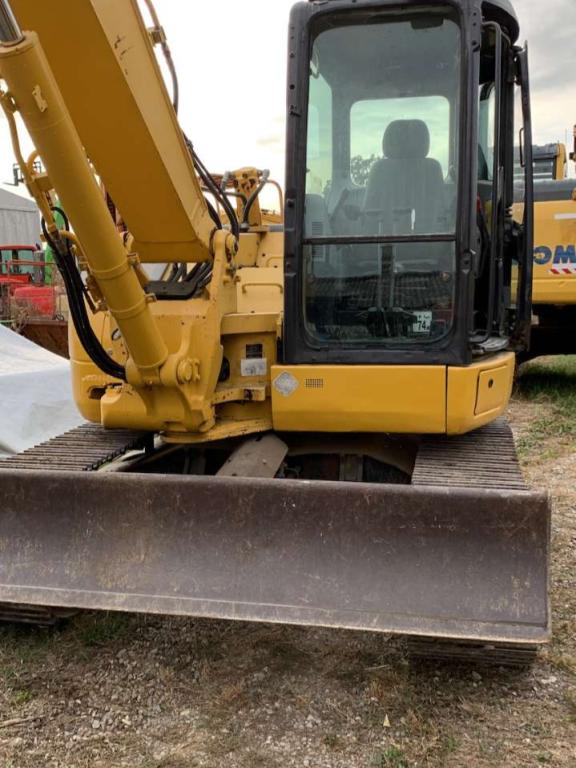 Komatsu PC 78MR-6 Photo 2