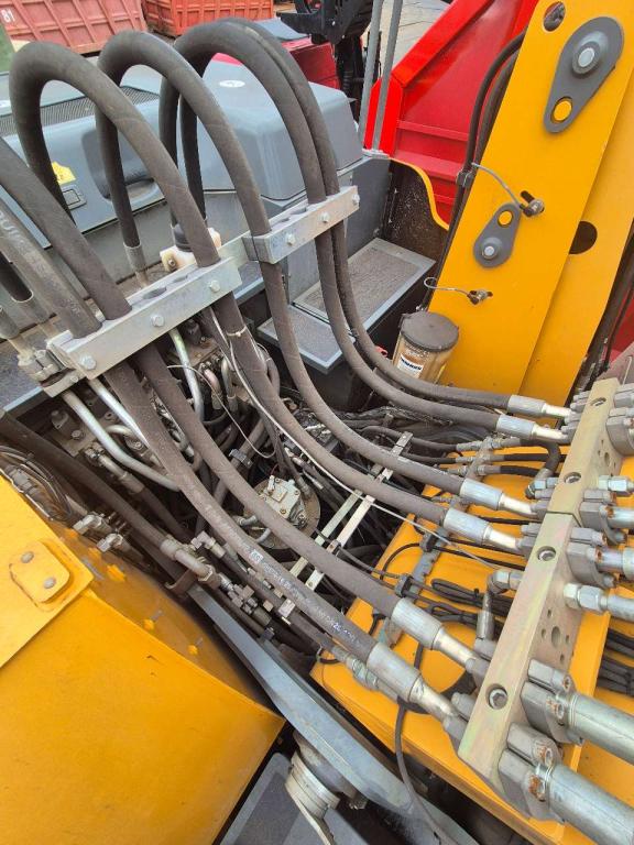 Liebherr LH40 Photo 6