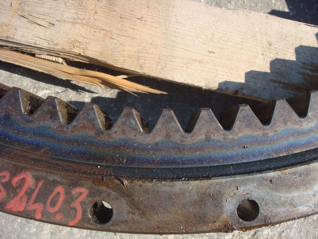 Slewing ring for ZAXIS 240.3 E 210 Photo 4