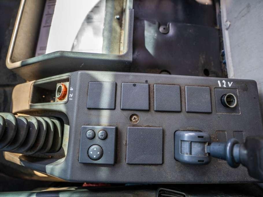 Iveco EUROCARGO 120E18 Photo 15