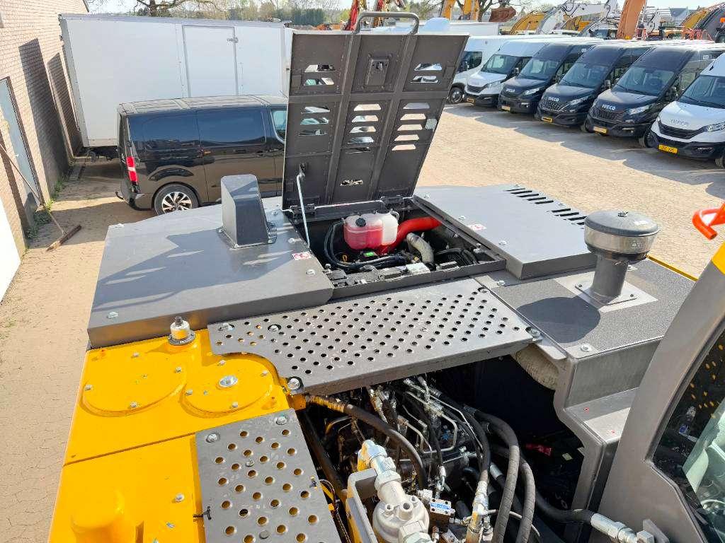 Volvo EC210 NEW / UNUSED (EC220DL) Photo 19