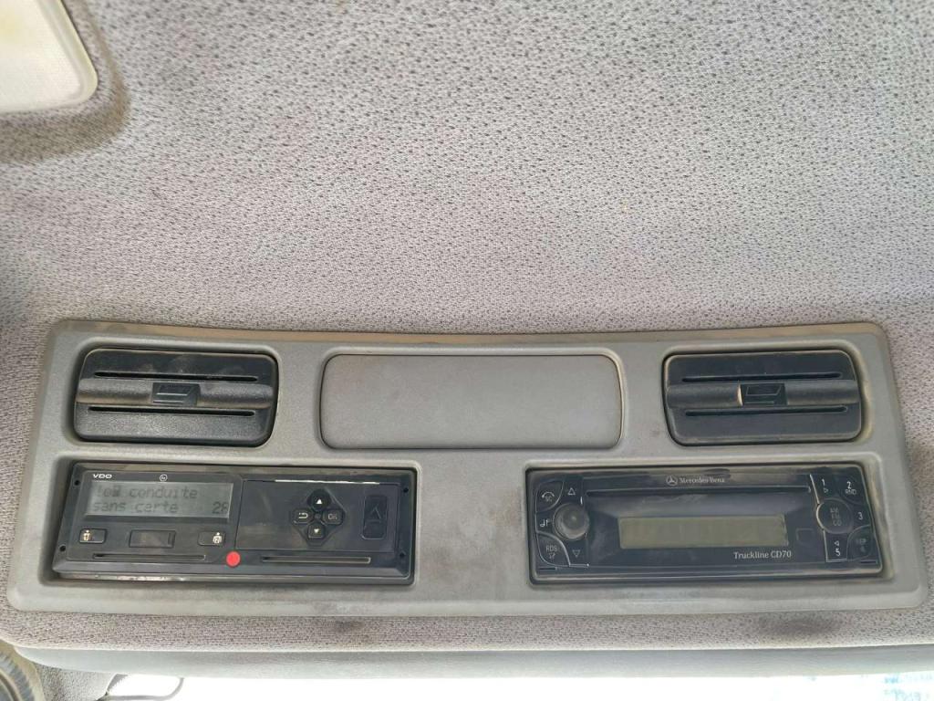 Mercedes-Benz 1829 Axor Photo 18