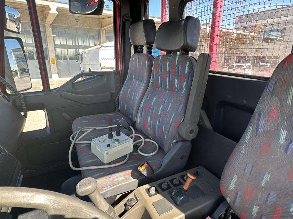 Iveco Eurocargo 100E21 4X4 Photo 16