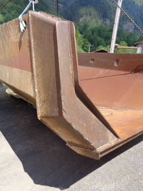 Caterpillar 740 B Photo 16