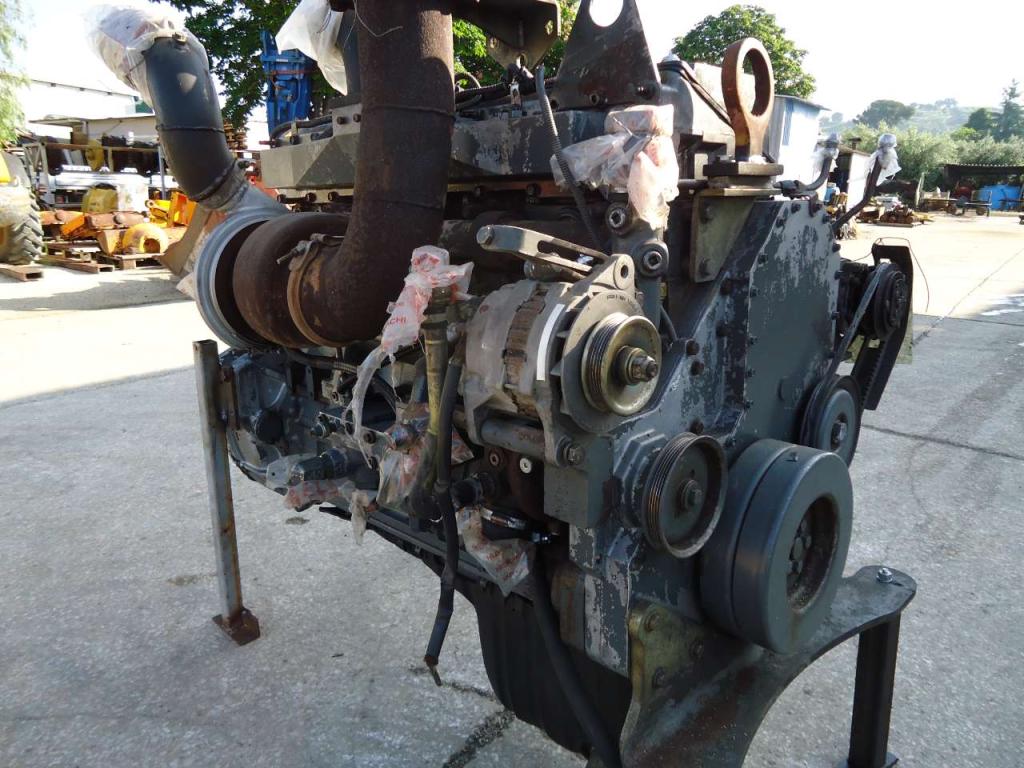 Internal combustion engine for Fiat Kobelco/Fiat Hitachi W270 - CUMMINS TIPO QSM11-C Photo 8
