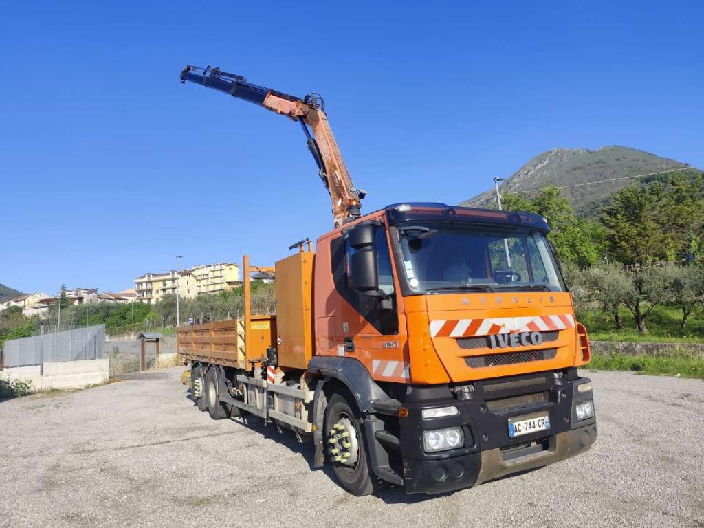 Iveco STRALIS 260S42 Photo 23