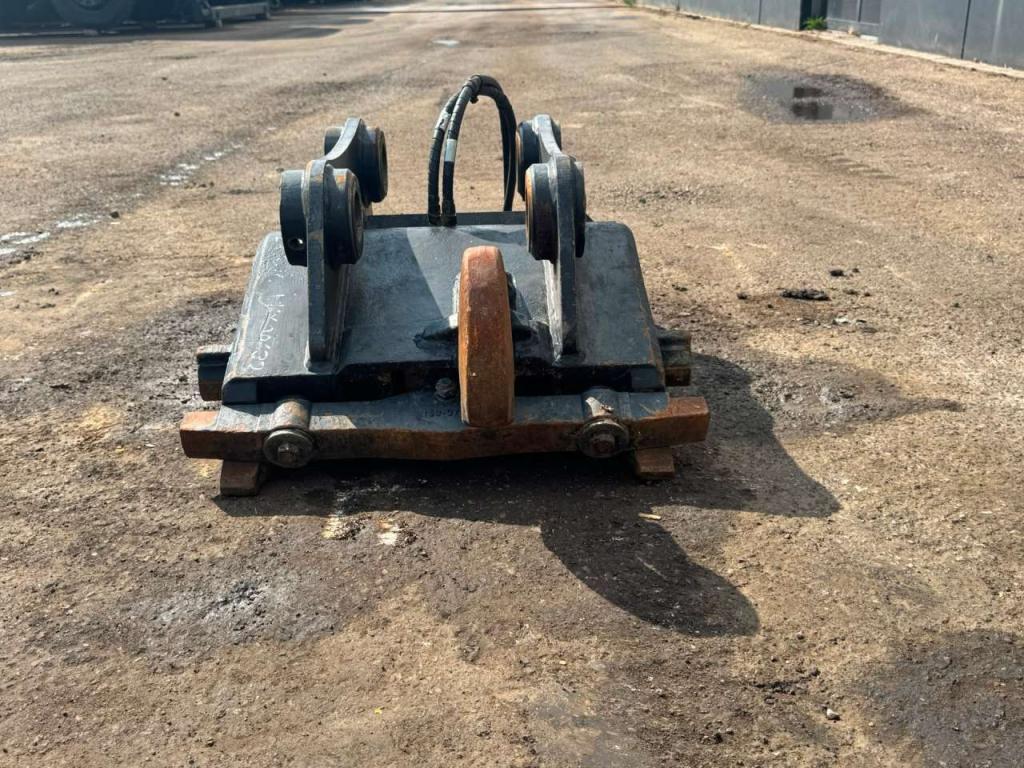 Caterpillar Quick coupler CW 20 H.4.N Photo 6