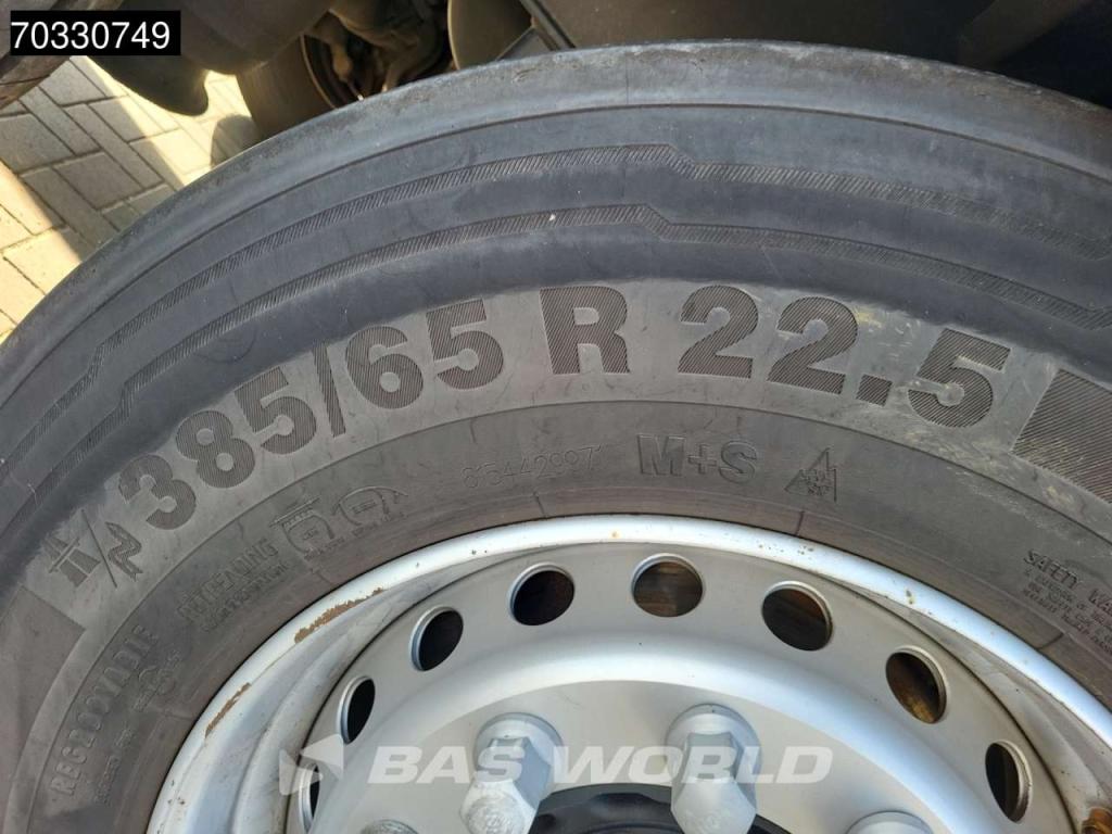 Krone SD Sliding Roof Anti Vandalism Photo 21