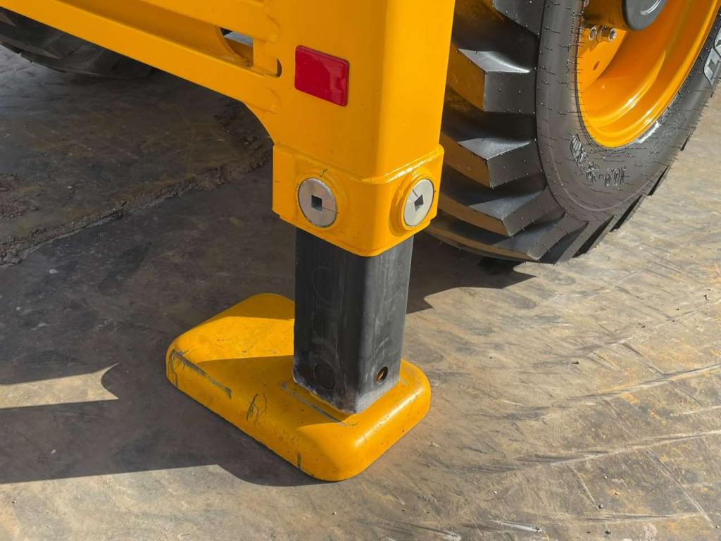 JCB 3DX 4WD hammerlines Photo 18