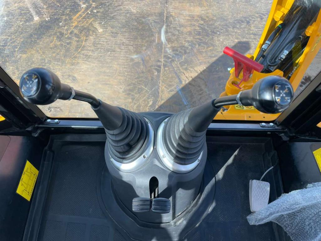 JCB 3DX 4WD hammerlines Photo 25