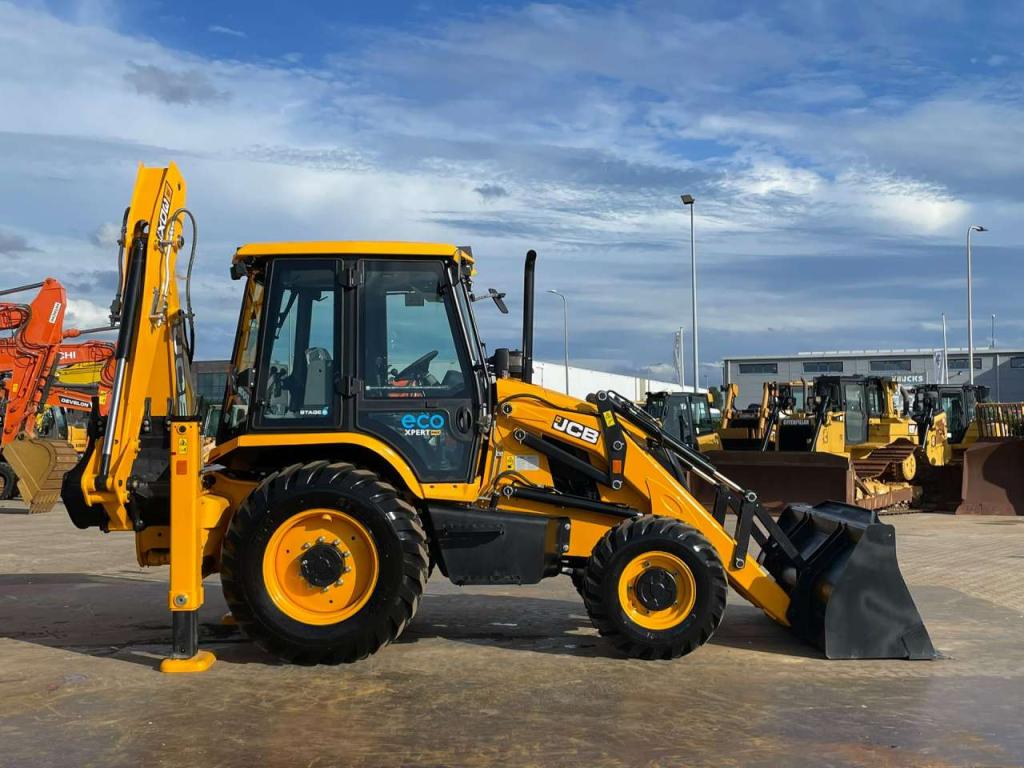JCB 3DX 4WD hammerlines Photo 6