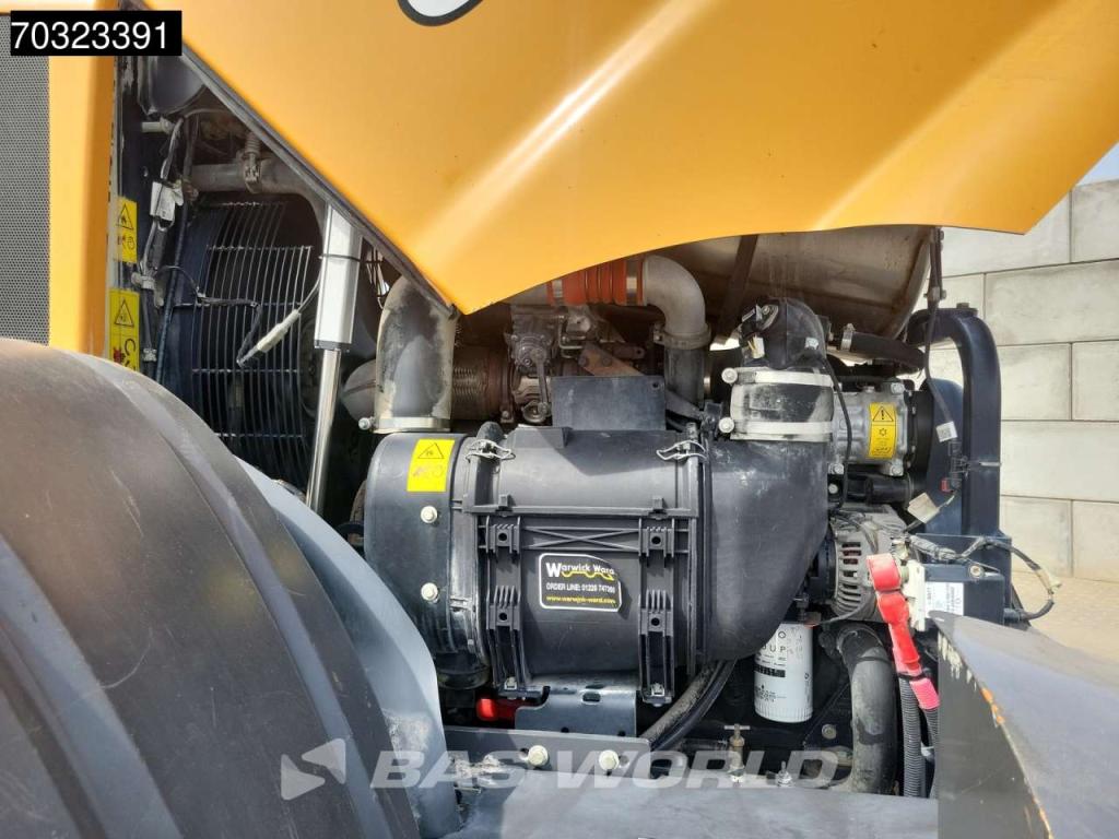 Case 821 G Photo 19