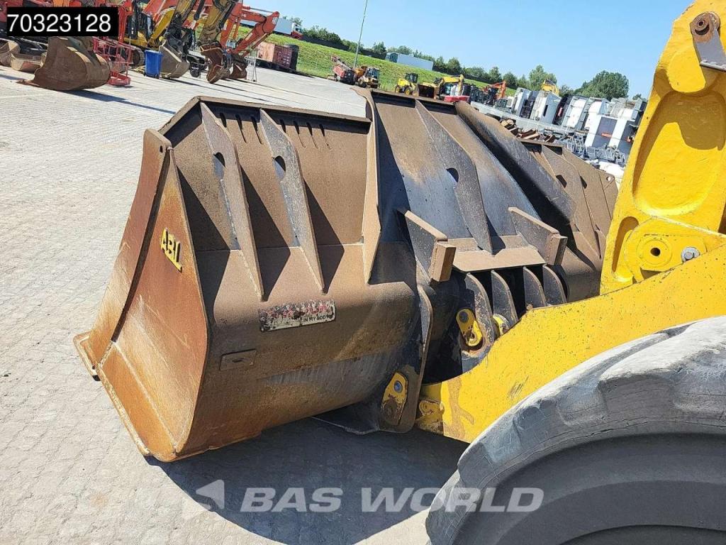 Caterpillar 982 M Photo 10