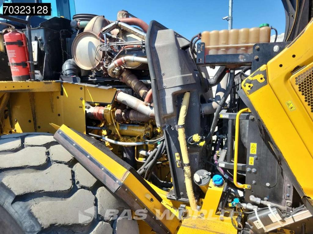 Caterpillar 982 M Photo 29