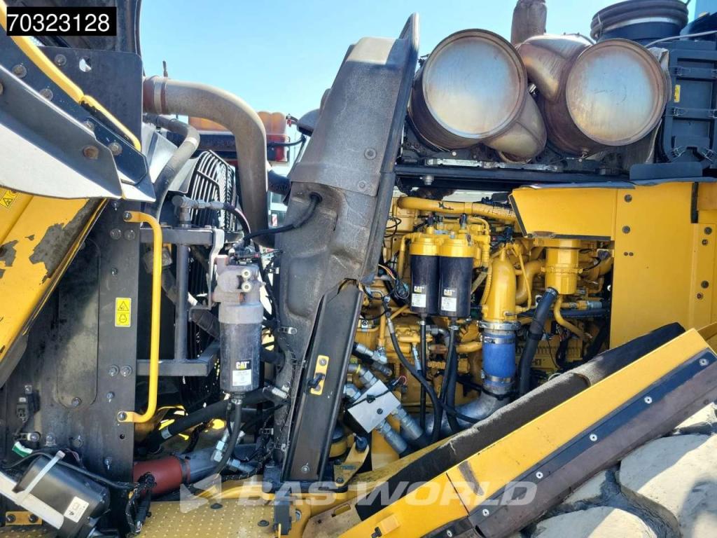 Caterpillar 982 M Photo 30