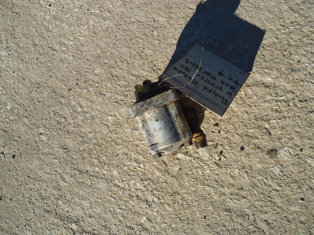 Steering clutch hydraulic pump for Fiat Allis FL9 Photo 1