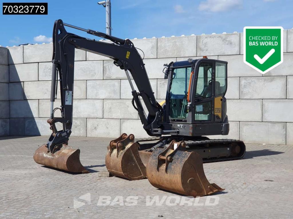 Volvo ECR58 F A/C - 3 Buckets Photo 1