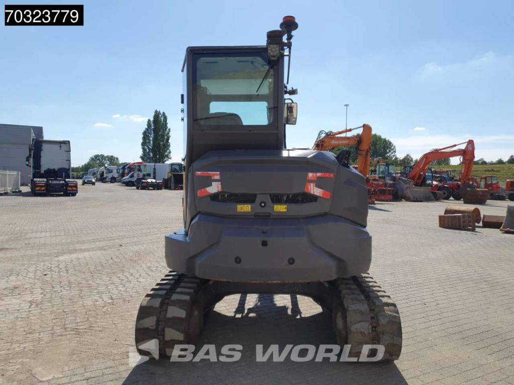 Volvo ECR58 F A/C - 3 Buckets Photo 6
