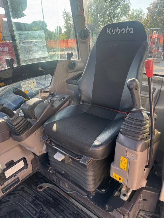 Kubota KX060-5 Photo 8