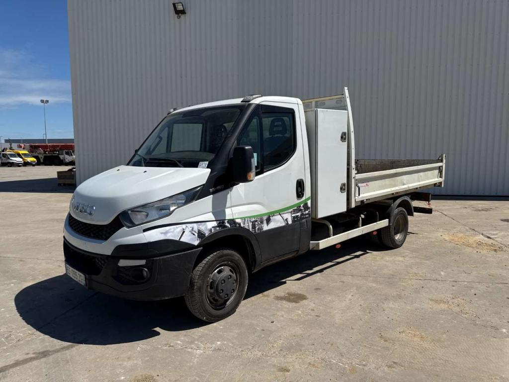 Iveco DAILY 35-150 Photo 23