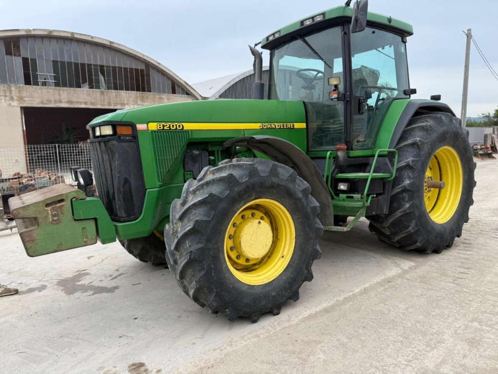 John Deere 8200 Photo 10