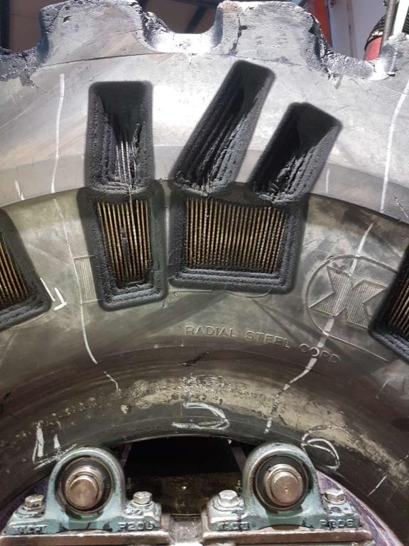 Tire Photo 2