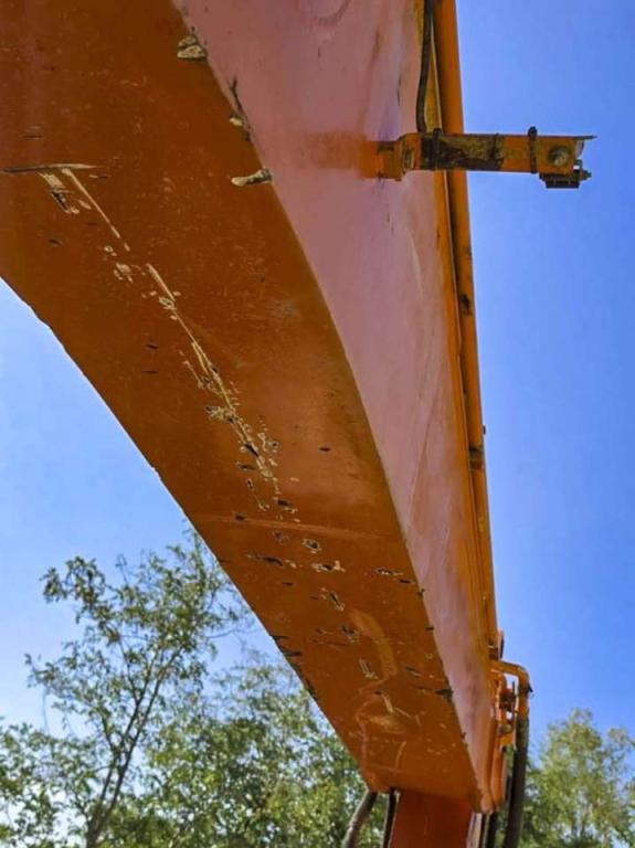 Hitachi Zaxis ZX240N-3 Photo 12