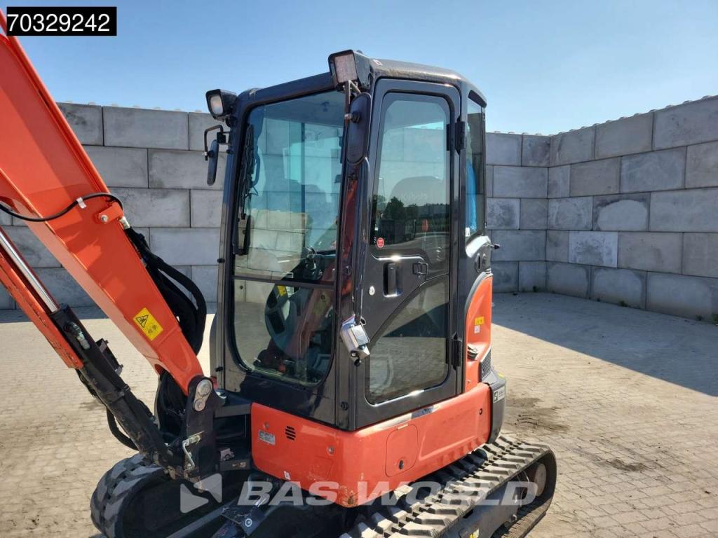 Kubota U36 -4 3 Buckets Photo 13