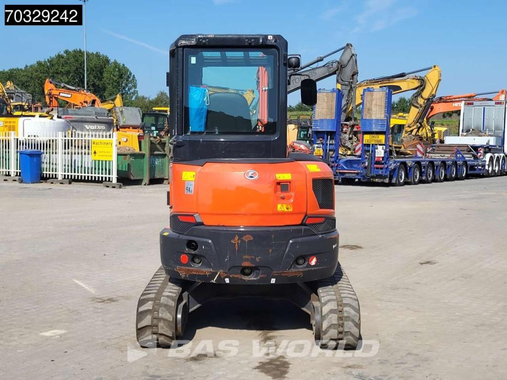 Kubota U36 -4 3 Buckets Photo 6
