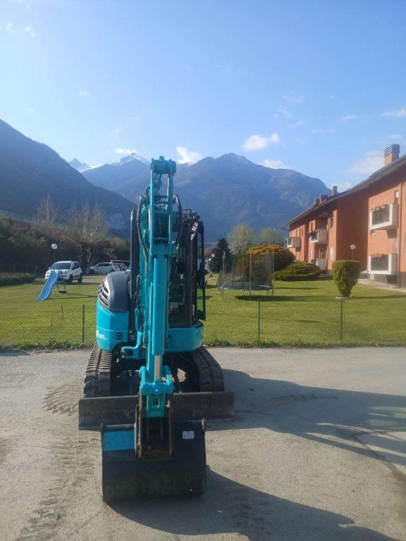 Kobelco SK35SR-6E Photo 2