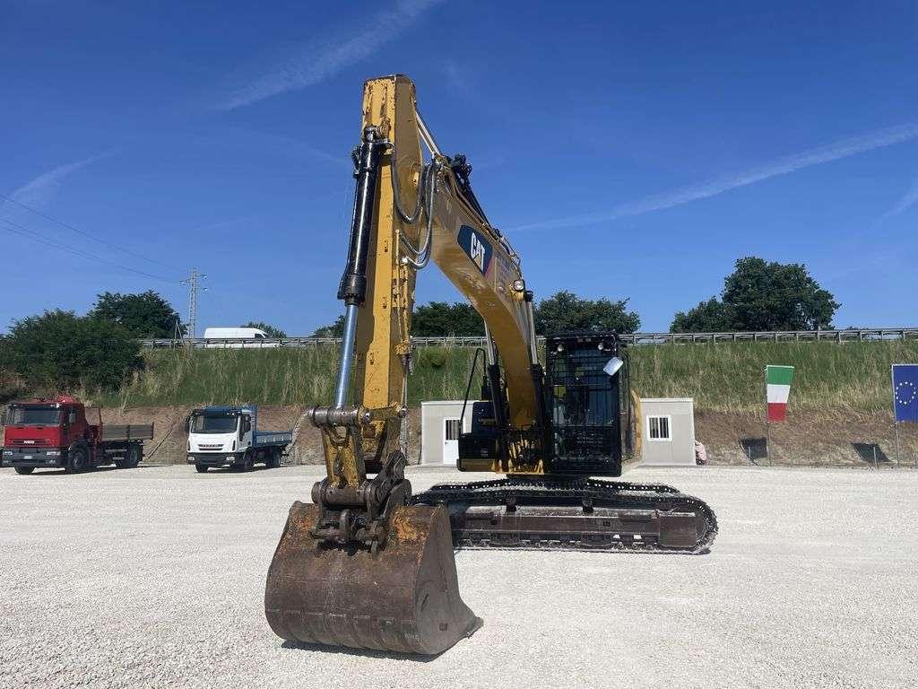 Caterpillar 323 ELN Photo 7