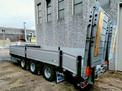 STS SRL Flatbed trailer sold by Silver Service (Area Nord)