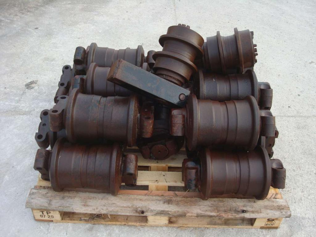 Track rollers for Caterpillar 345 B Photo 4