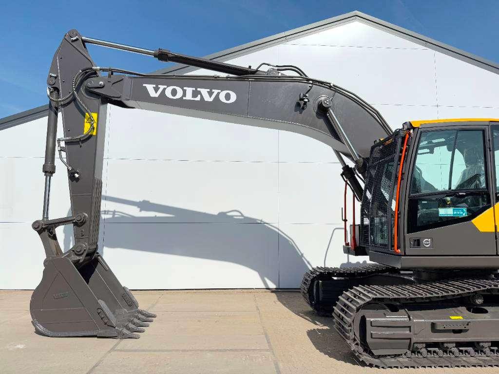 Volvo EC210 - Unused / New 2025 Model / Hammer Lines Photo 10